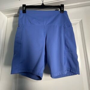 Danskin Women's Bikers with Pockets-7"